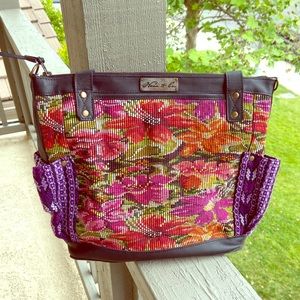 Nena Floral MTPB